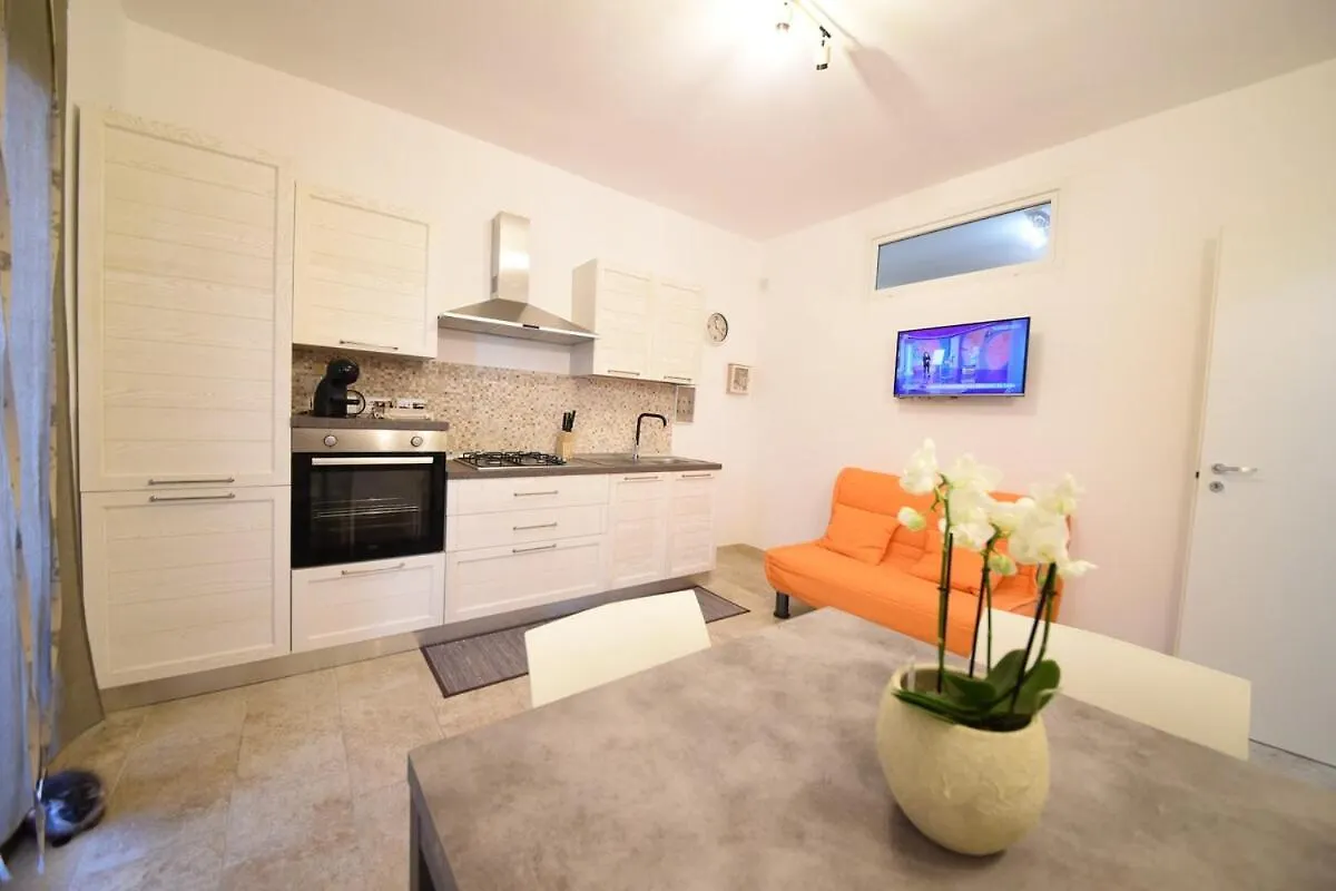 Hiram House Apartment La Maddalena